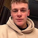 Знакомства: Саша, 25 лет, Спасск