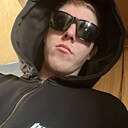 Знакомства: Иван, 19 лет, Пермь