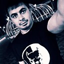Знакомства: Максим, 27 лет, Болотное