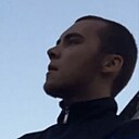 Знакомства: Артур, 25 лет, Волжский