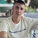 Знакомства: Ренат, 21 год, Симферополь