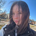 Знакомства: Карина, 18 лет, Санкт-Петербург