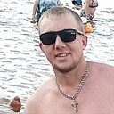 Знакомства: Евгений, 40 лет, Златоуст