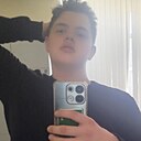 Знакомства: Арсений, 19 лет, Тула