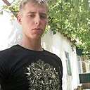 Знакомства: Олег, 31 год, Артем