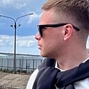 Знакомства: Виктор, 32 года, Березники