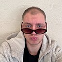 Знакомства: Dmitriy, 19 лет, Санкт-Петербург
