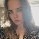 Знакомства: Мила, 38 лет, Москва