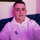 Знакомства: Павел, 31 год, Северобайкальск
