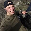 Знакомства: Павел, 25 лет, Старобешево