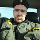 Знакомства: Кирилл, 32 года, Новосибирск