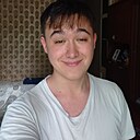 Знакомства: Александр, 23 года, Шымкент