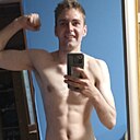 Знакомства: Lari, 32 года, Макеевка