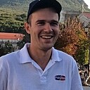 Знакомства: Денис, 24 года, Пролетарск