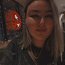 Знакомства: Виктория, 29 лет, Семей