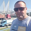 Знакомства: Максим, 41 год, Владивосток