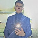 Знакомства: Кирилл, 33 года, Новый Уренгой