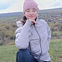 Знакомства: Анна, 22 года, Снежное