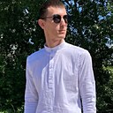 Знакомства: Алмаз, 30 лет, Уфа