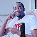 Знакомства: Maск Пьер, 36 лет, Севастополь