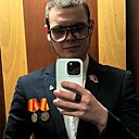 Знакомства: Даня, 19 лет, Горнозаводск