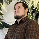 Знакомства: Владислав, 30 лет, Новоалтайск