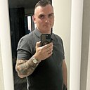 Знакомства: Юрий, 33 года, Минск