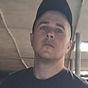 Знакомства: Валера, 30 лет, Чутово