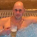 Знакомства: Артем, 36 лет, Таллин