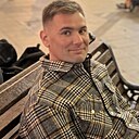 Знакомства: Рома, 35 лет, Москва