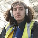 Знакомства: Виктор, 19 лет, Омск