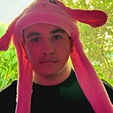 Знакомства: Витя, 18 лет, Уссурийск