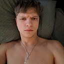 Знакомства: Глеб, 18 лет, Холмск