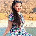Знакомства: Ульяна, 23 года, Нижний Тагил