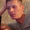 Знакомства: Денис, 37 лет, Новомосковск