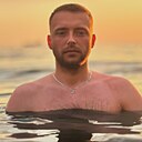 Знакомства: Владислав, 30 лет, Феодосия