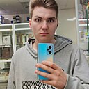 Знакомства: Илья, 23 года, Энгельс