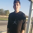 Знакомства: Виктор, 28 лет, Новороссийск