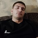 Знакомства: Макс, 23 года, Карачев