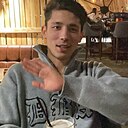 Знакомства: Шах, 24 года, Екатеринбург