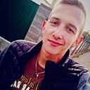 Знакомства: Денис, 23 года, Чашники