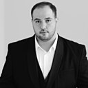 Знакомства: Манук, 25 лет, Макеевка