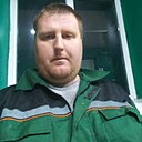 Знакомства: Коля, 26 лет, Новгород Северский