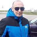 Знакомства: Кирилл, 39 лет, Горки