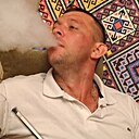 Знакомства: Максим, 34 года, Орск