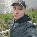 Знакомства: Максим, 31 год, Саратов