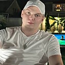 Знакомства: Максим, 26 лет, Свердловск
