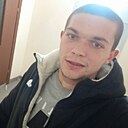 Знакомства: Андрей, 24 года, Химки