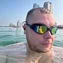 Знакомства: Роман, 32 года, Омск