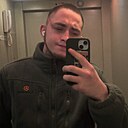 Знакомства: Кирилл, 22 года, Магадан